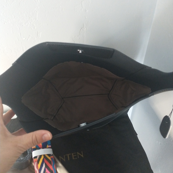 NWT Bostanten women's Leather Bucket Bag Purse Aztec Strap - Picture 5 of 10